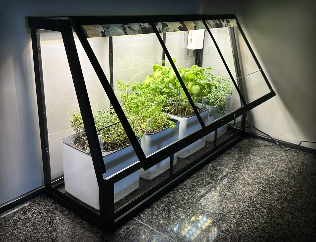 CultiKit-Standard-HACK_Akerbar_1280x980